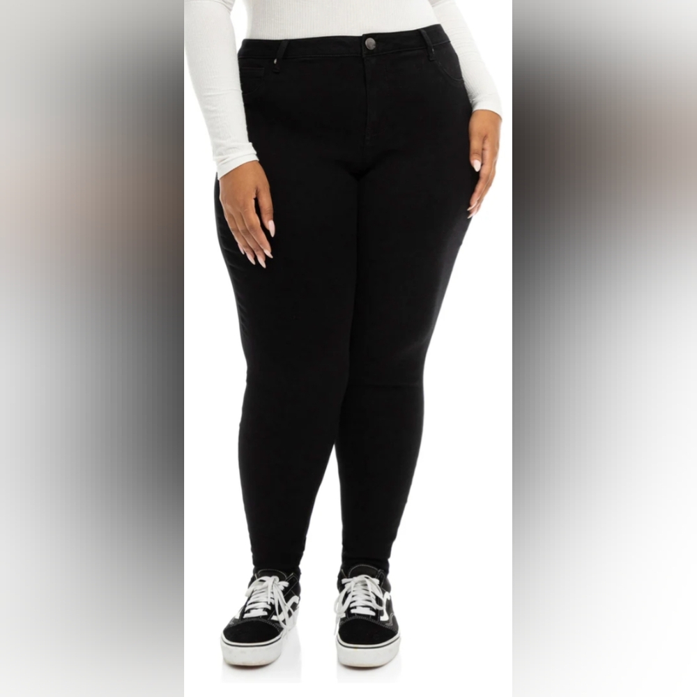 NWT 1822 Butter Ankle Skinny Jeans